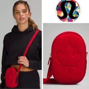 Lululemon Canada crossbody bag